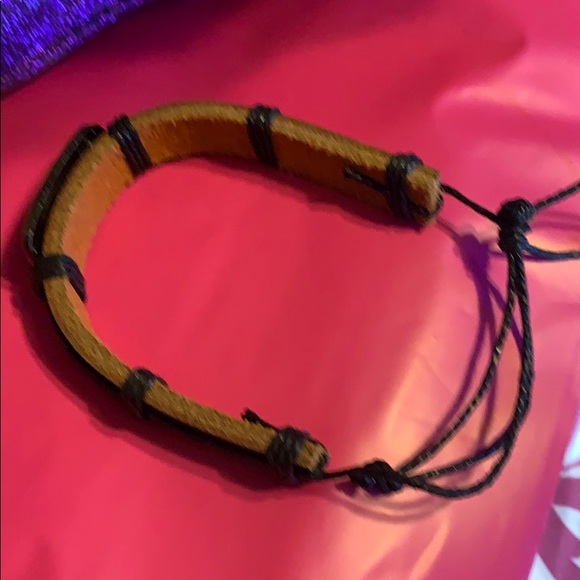 Genuine Leather Vintage Bracelet Jesus Fish Symbol - Picture 4 of 6